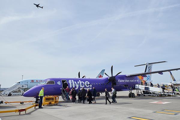 Flybe: flights grounded, airline collapses