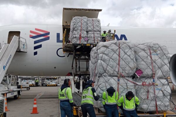 LATAM Group and the United Nations Refugee Agency (UNHCR) have helped more than 3,000 people during their first year of partnership