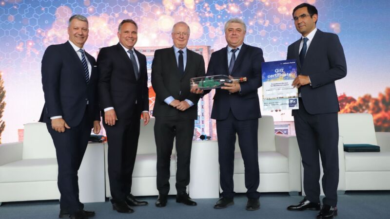 Uzbekistan Airways and Lufthansa Technik mark 30th anniversary of cooperation