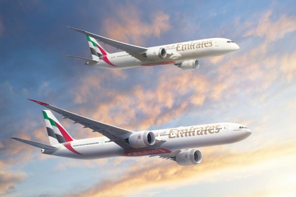 Emirates orders nearly 100 more Boeing widebody airplanes