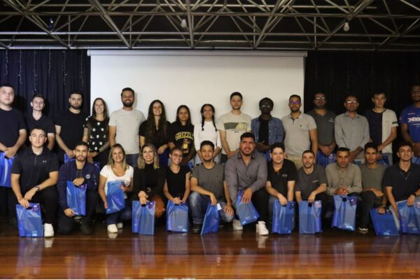 Embraer has launched the inaugural class of its new Guiding and Inspiring Future Technicians (GIFT) programme.
