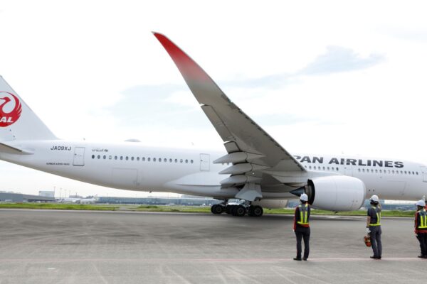 Japan Airlines (JAL) has signed a contract to migrate NetLine/Ops ++ MaintenanceControl to Lufthansa Systems’ Global Aviation Cloud (GAC).