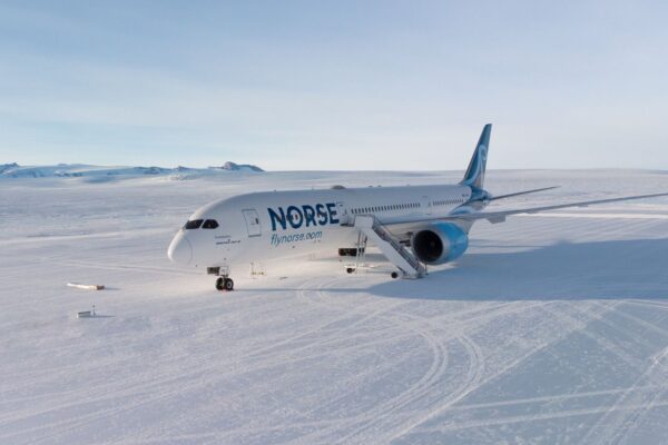 Norse Atlantic Airlines has selected Ultramain Systems' electronic logbook platform to fully replace the aircraft paper technical log, cabin log, journey log, and fueling logs on its fleet of 15 Boeing 787 Dreamliners.