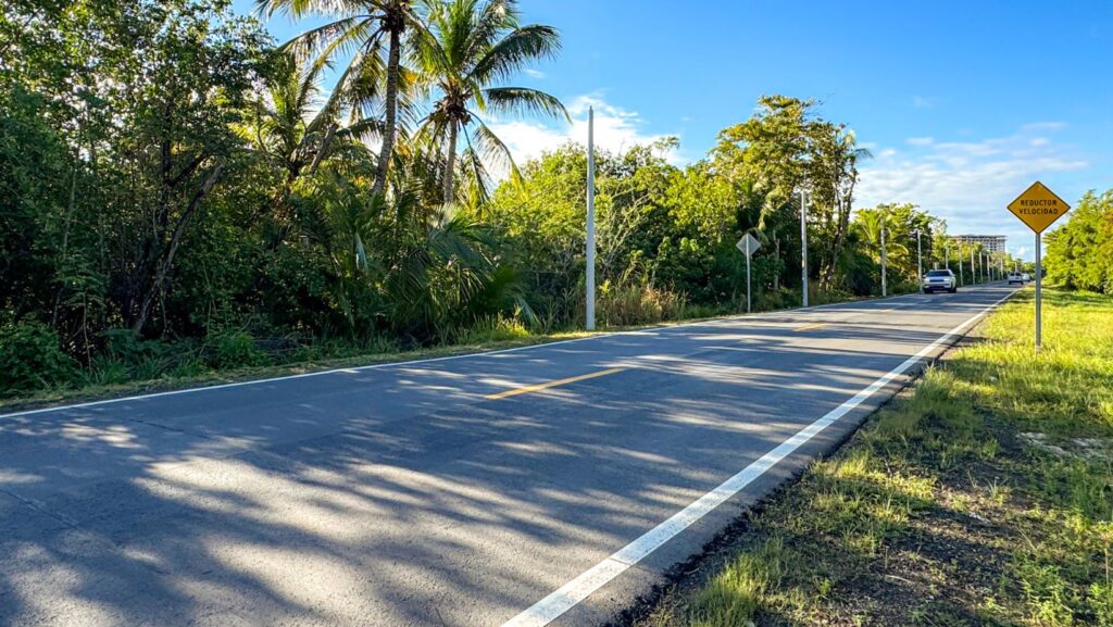 Aerostar Airport Holdings (Aerostar) has invested US$4.6 million in a new road connecting cargo facilities across Luis Muñoz Marín Airport (SJU), Puerto Rico's busiest freight hub.