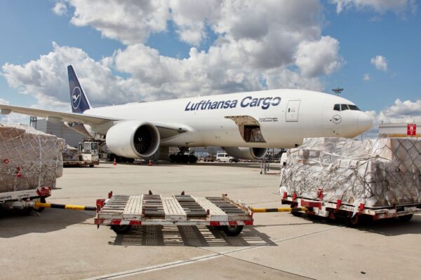 In just three years, Lufthansa Cargo subsidiary CB Customs Broker has exceeded the 50 million mark of customs cleared shipments.