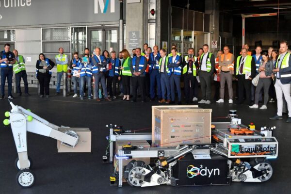 A “robot dog” has been patrolling autonomously through Munich Airport's cargo warehouse as part of a project that aims to explore the potential of digital technologies in shaping the future of air cargo handling.