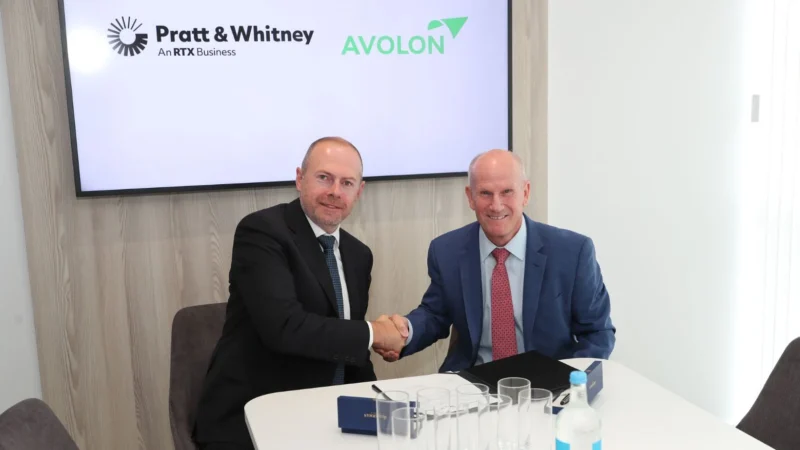 Global aviation finance company Avolon has placed orders for 310 new engines to power 155 Airbus A320neo family aircraft in its order book.