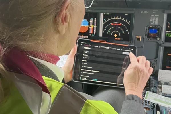 Eurowings has introduced AVIATAR's Electronic Technical Logbook