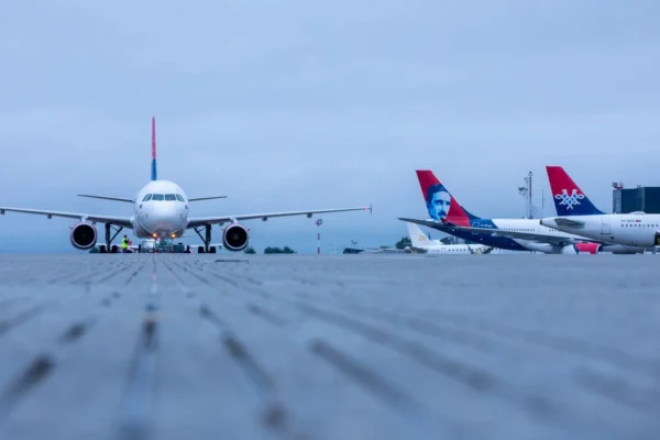 Globe Air Cargo, a subsidiary of ECS Group, has entered into an exclusive strategic partnership with Air Serbia, the national carrier of Serbia, to enhance and expand the airline’s cargo operations across the United States.