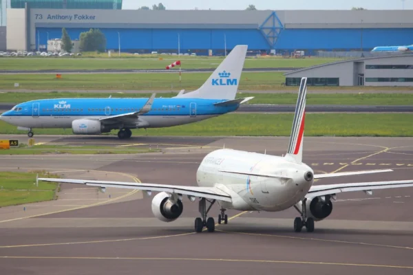 Tata Consultancy Services (TCS) has signed a multi-year deal to help Air France-KLM modernise its data by moving it to the cloud.
