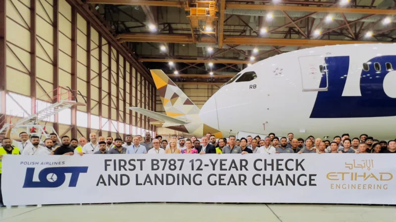 Etihad Engineering has achieved its first 12-year check on a Boeing 787 Dreamliner for LOT Polish Airlines.