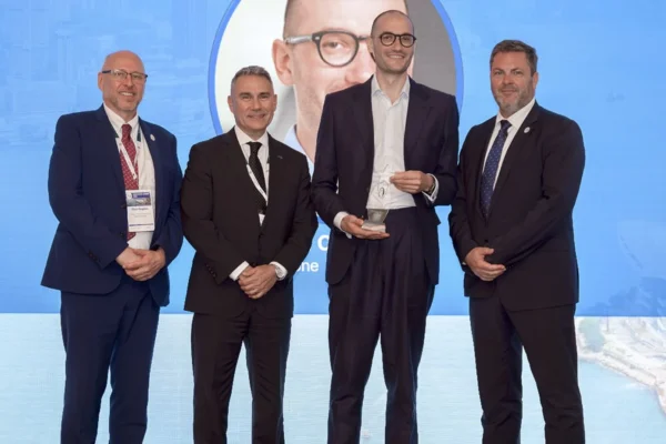 Moritz Claussen, the founder and co-chief executive of cargo booking platform, cargo.one, has received The International Air Cargo Association (TIACA) Rising Star Award.