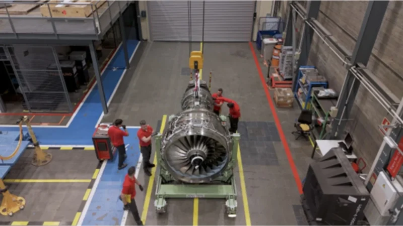 Iberia Maintenance has opened a call to hire professionals from other branches within the vehicle maintenance field who are looking to transition into the world of aircraft engine maintenance.