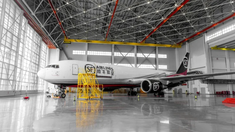 The commercial aerospace business of ST Engineering and SF Airlines have officially opened a new airframe MRO facility in Ezhou, Hubei, developed through their joint venture, ST Engineering Aerospace (HuBei) Aviation Services.