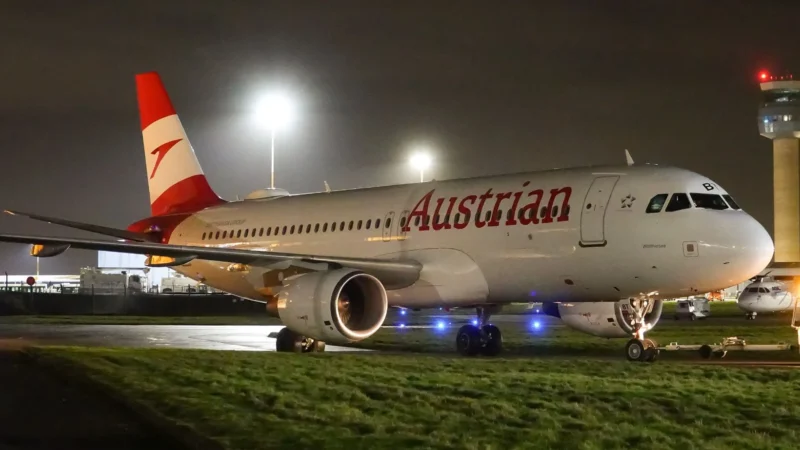 Austrian Airlines Airbus A320 departs the Airbourne Colours hangar at East Midlands Airport following a full livery repaint.