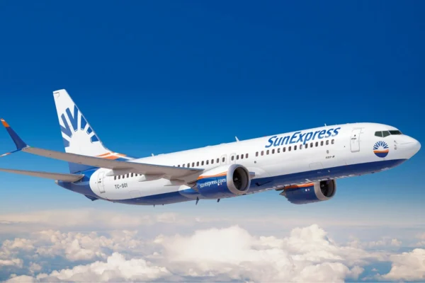 SunExpress Airlines Boeing 737-8