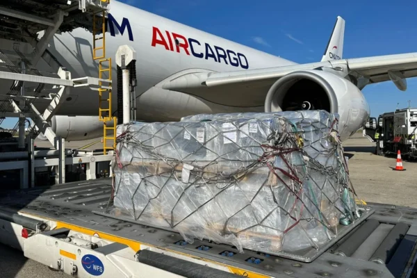 Jettainer