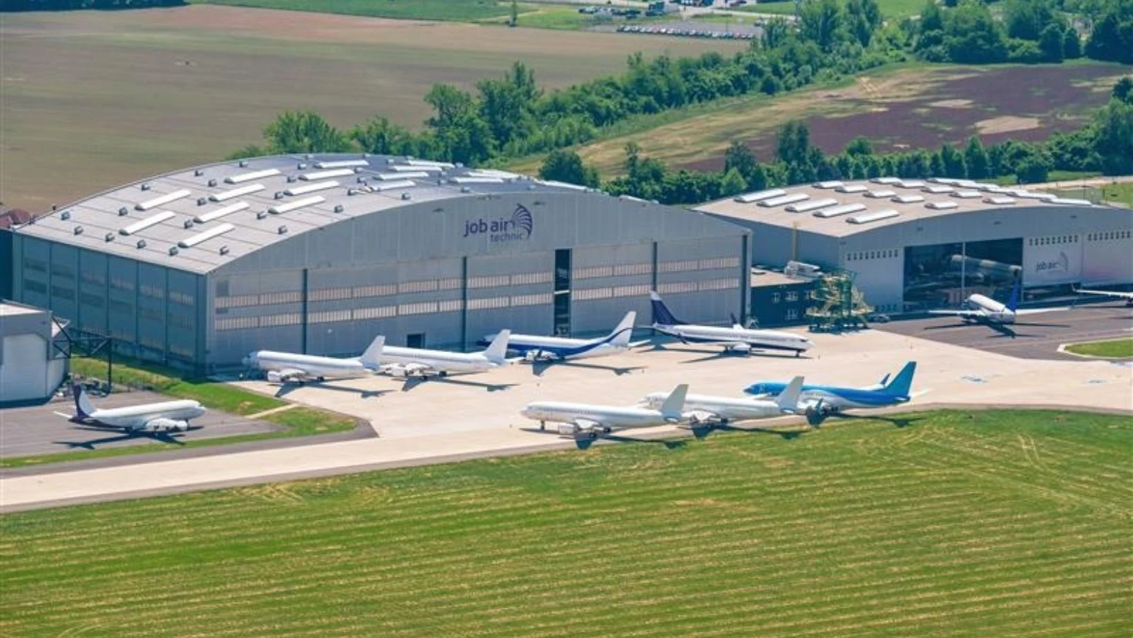 FL Technics completes acquisition of Job Air Technic