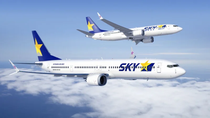 Rendering of Boeing 737-8 and 737-10 in Skymark Airlines livery. Credit Boeing