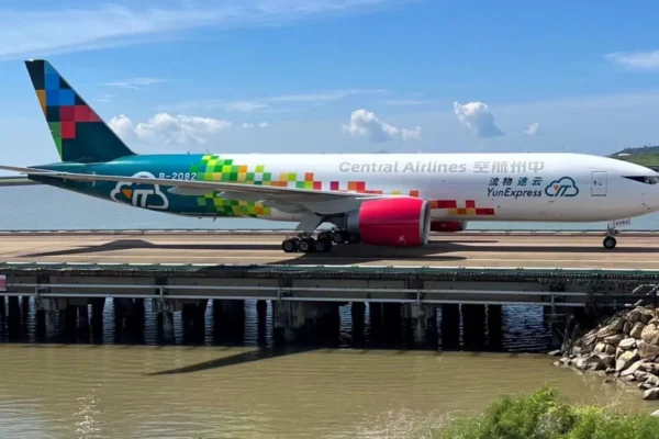 HAECO and Central Airlines have signed a Memorandum of Understanding (MoU) to develop a sustainable and strategic partnership focused on achieving "win–win business solutions" for the airline’s Boeing 777 freighter fleet.