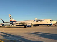 737-8 touches down at Antalya (Pic: SunExpress)