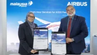 L-R: Chief Operating Officer of Malaysia Airlines Aida Salfaraz Ahmad Fadzil and Head of Commercial Accounts for South East Asia at Airbus Krish Parampathy. Credit: Airbus.